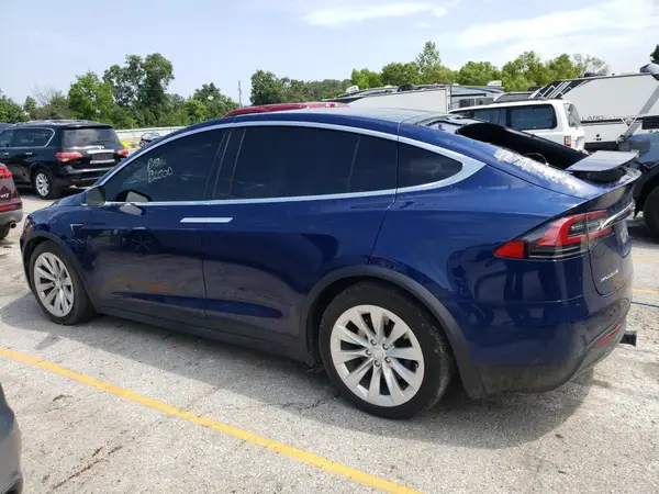 5YJXCDE23HF046099 2017 TESLA MODEL X - Image 2