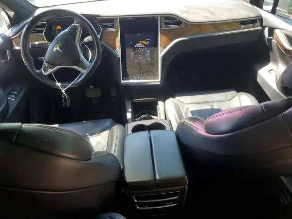 5YJXCDE23HF052212 2017 TESLA MODEL X - Image 8
