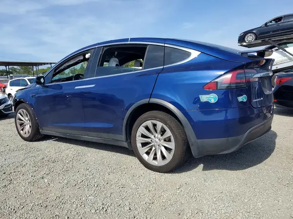 5YJXCDE23HF054624 2017 TESLA MODEL X - Image 2