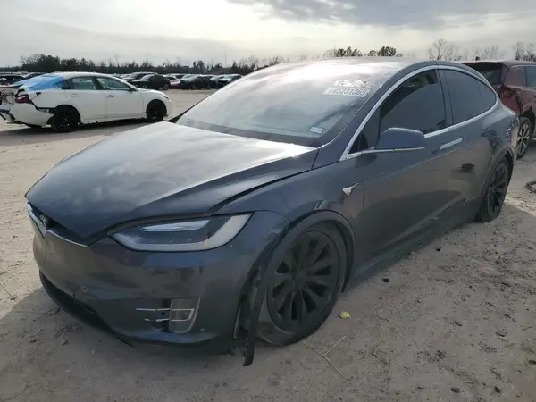 5YJXCDE23HF067812 2017 TESLA MODEL X - Image 1