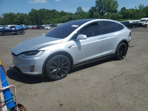 5YJXCDE23JF090870 2018 TESLA MODEL X - Image 1