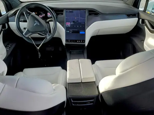 5YJXCDE23JF101205 2018 TESLA MODEL X - Image 8