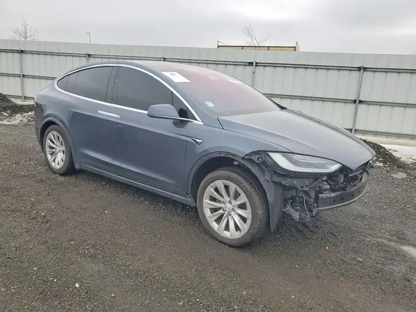 5YJXCDE23JF114147 2018 TESLA MODEL X - Image 8