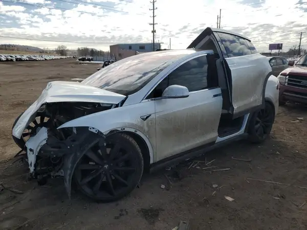 5YJXCDE23JF136066 2018 TESLA MODEL X - Image 1