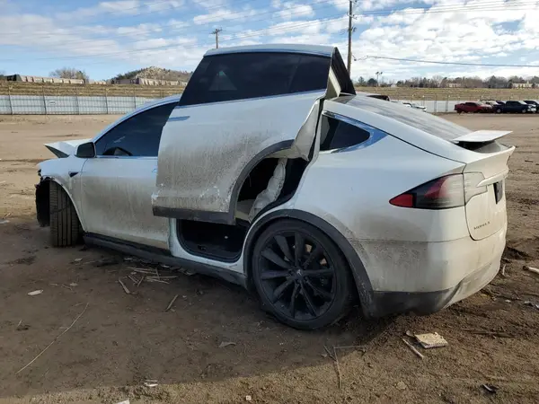 5YJXCDE23JF136066 2018 TESLA MODEL X - Image 2