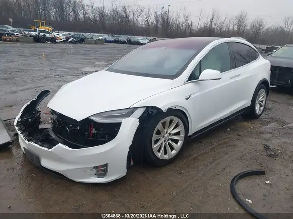5YJXCDE23LF249471 2020 TESLA MODEL X - Image 2