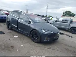 5YJXCDE24HF053739 2017 TESLA MODEL X