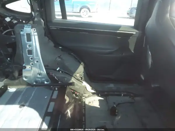 5YJXCDE24HF066149 2017 TESLA MODEL X - Image 8