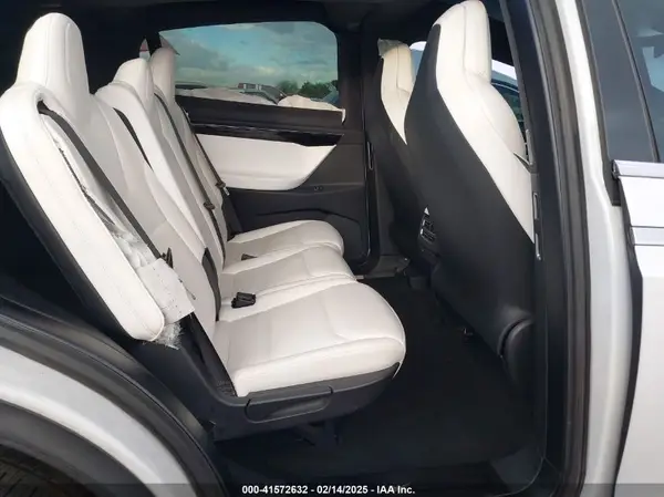 5YJXCDE24HF077233 2017 TESLA MODEL X - Image 8