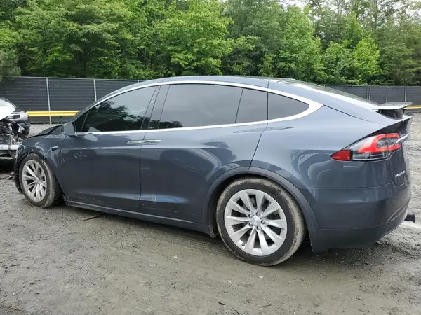 5YJXCDE24HF078317 2017 TESLA MODEL X - Image 2