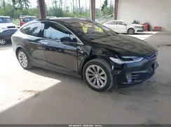 5YJXCDE24JF102038 2018 TESLA MODEL X