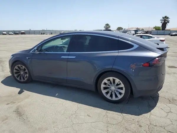 5YJXCDE24JF106610 2018 TESLA MODEL X - Image 2