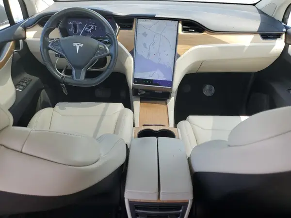 5YJXCDE24JF106610 2018 TESLA MODEL X - Image 8