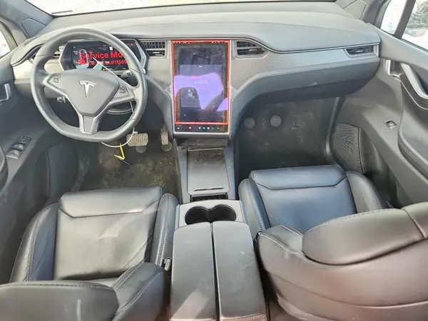5YJXCDE24JF115663 2018 TESLA MODEL X - Image 8