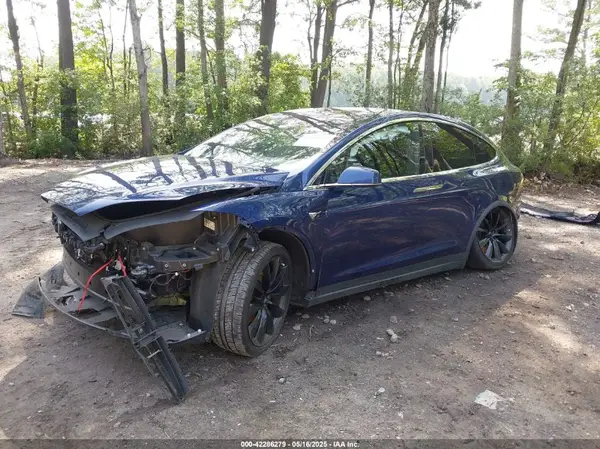 5YJXCDE24JF121558 2018 TESLA MODEL X - Image 2