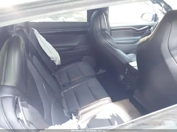 5YJXCDE24JF121558 2018 TESLA MODEL X - Image 8