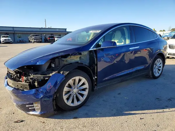 5YJXCDE24KF183804 2019 TESLA MODEL X - Image 1