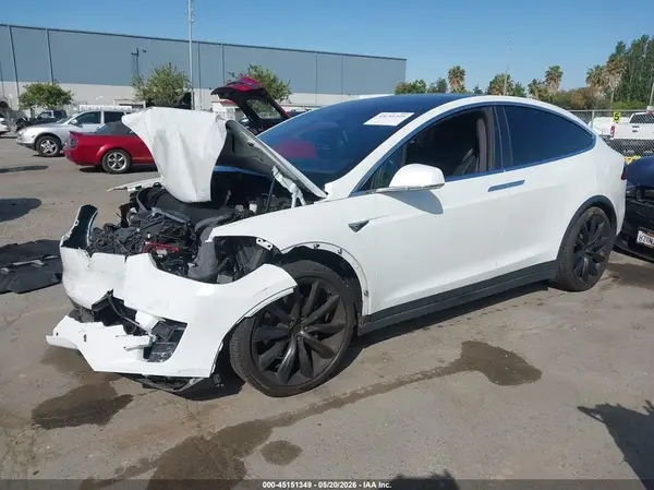 5YJXCDE24KF185181 2019 TESLA MODEL X - Image 2