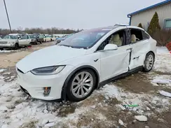 5YJXCDE24KF189893 2019 TESLA MODEL X