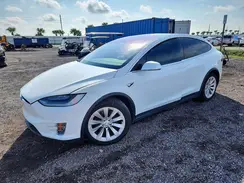 5YJXCDE24MF320498 2021 TESLA MODEL X