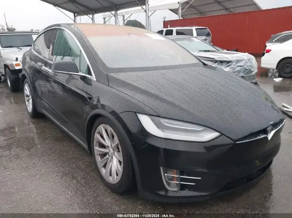 5YJXCDE24MF324597 2021 TESLA MODEL X - Image 1