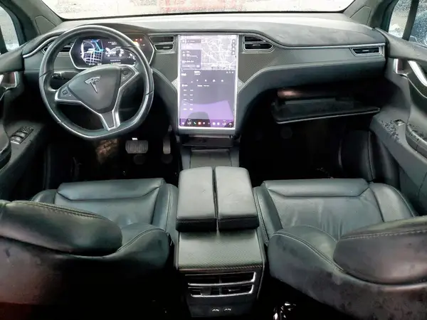 5YJXCDE25GF026001 2016 TESLA MODEL X - Image 8
