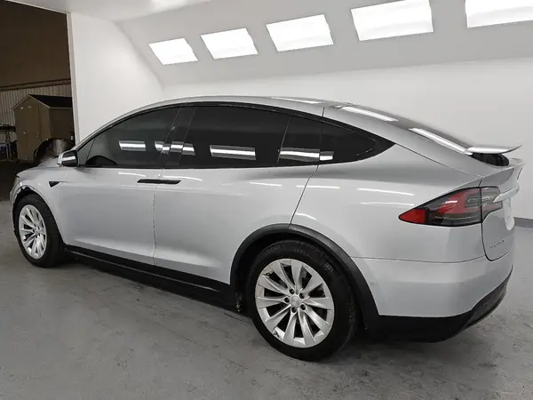 5YJXCDE25GF026158 2016 TESLA MODEL X - Image 2