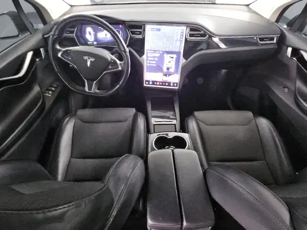 5YJXCDE25GF026158 2016 TESLA MODEL X - Image 8