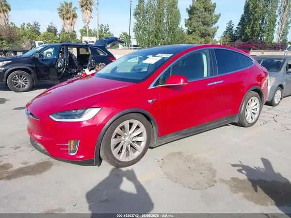 5YJXCDE25HF077788 2017 TESLA MODEL X - Image 2