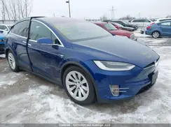 5YJXCDE25JF087971 2018 TESLA MODEL X