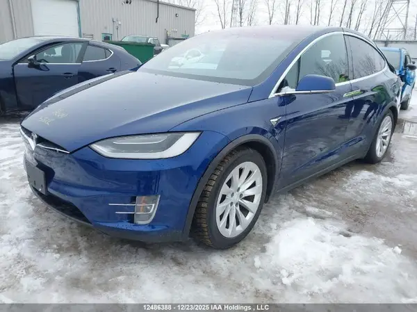 5YJXCDE25JF087971 2018 TESLA MODEL X - Image 2