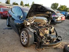 5YJXCDE25JF090210 2018 TESLA MODEL X