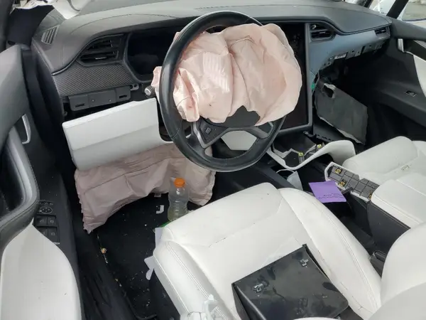 5YJXCDE25JF103019 2018 TESLA MODEL X - Image 8