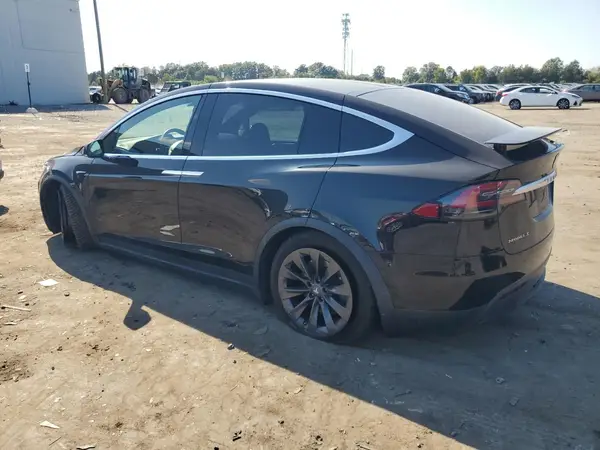 5YJXCDE25JF121990 2018 TESLA MODEL X - Image 2
