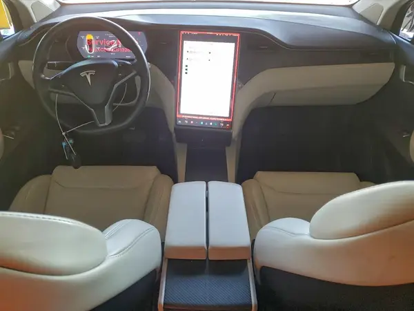 5YJXCDE25JF132603 2018 TESLA MODEL X - Image 8