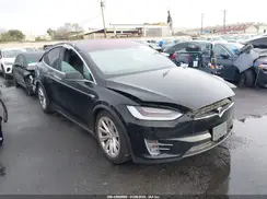 5YJXCDE25JF142550 2018 TESLA MODEL X
