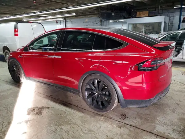 5YJXCDE25JF143682 2018 TESLA MODEL X - Image 2