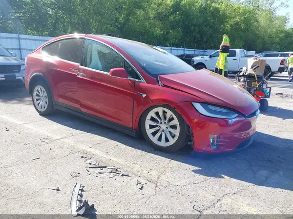 5YJXCDE25KF157373 2019 TESLA MODEL X - Image 1