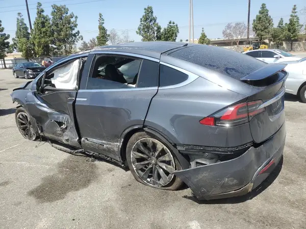 5YJXCDE25LF249505 2020 TESLA MODEL X - Image 2