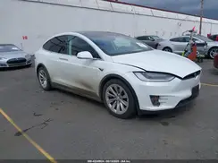 5YJXCDE26HF034495 2017 TESLA MODEL X