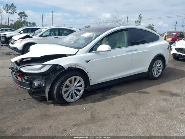 5YJXCDE26HF065732 2017 TESLA MODEL X - Image 2