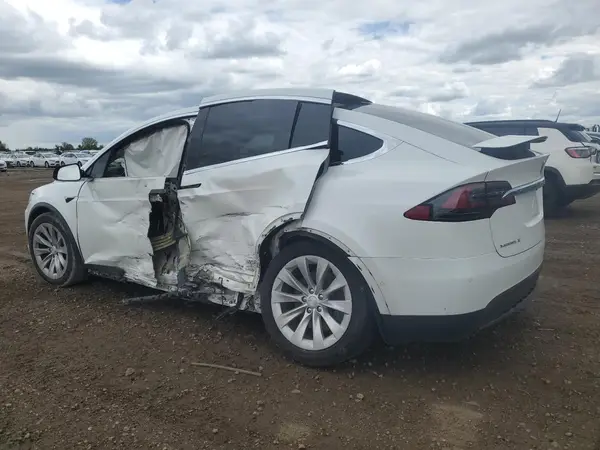 5YJXCDE26HF072583 2017 TESLA MODEL X - Image 2