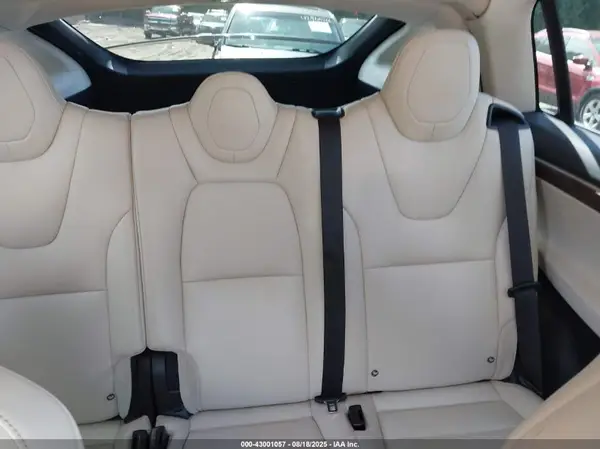 5YJXCDE26JF088188 2018 TESLA MODEL X - Image 8