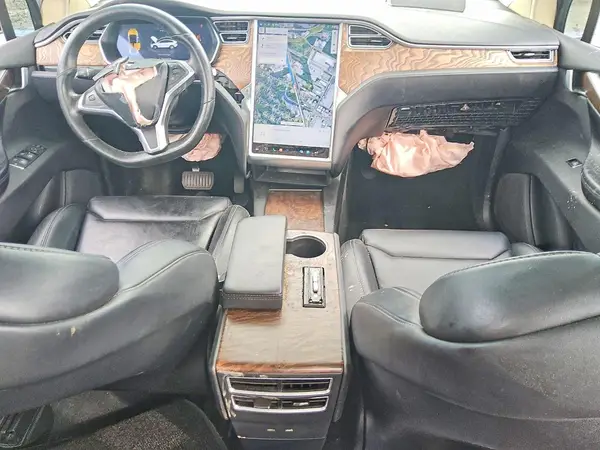 5YJXCDE26JF089101 2018 TESLA MODEL X - Image 8