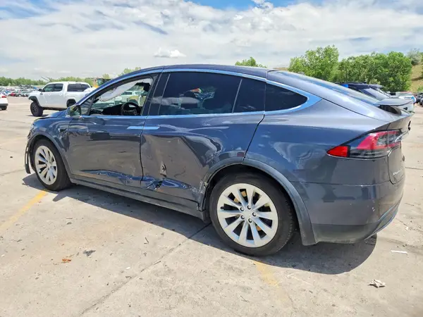 5YJXCDE26JF100050 2018 TESLA MODEL X - Image 2