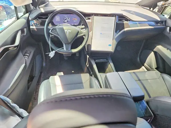 5YJXCDE26JF100050 2018 TESLA MODEL X - Image 8