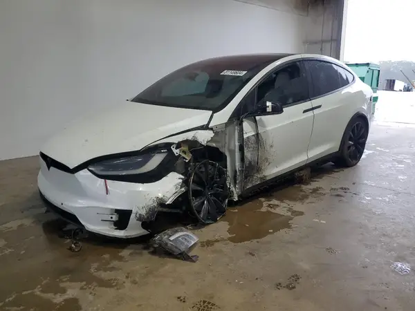 5YJXCDE26JF118192 2018 TESLA MODEL X - Image 1