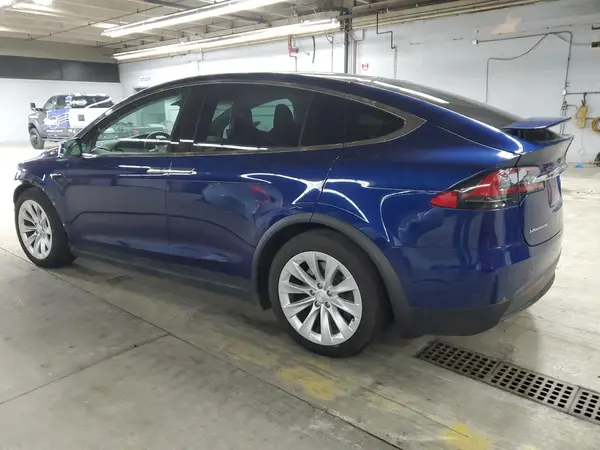 5YJXCDE26JF141374 2018 TESLA MODEL X - Image 2