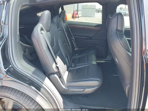 5YJXCDE26KF154322 2019 TESLA MODEL X - Image 8