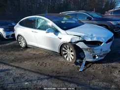 5YJXCDE26LF220448 2020 TESLA MODEL X